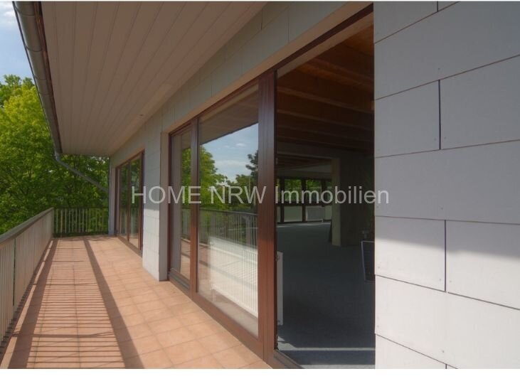 Modernes Büro im Industrieschaum: Erstbezug in Ratingen mit professionellem Ambiente