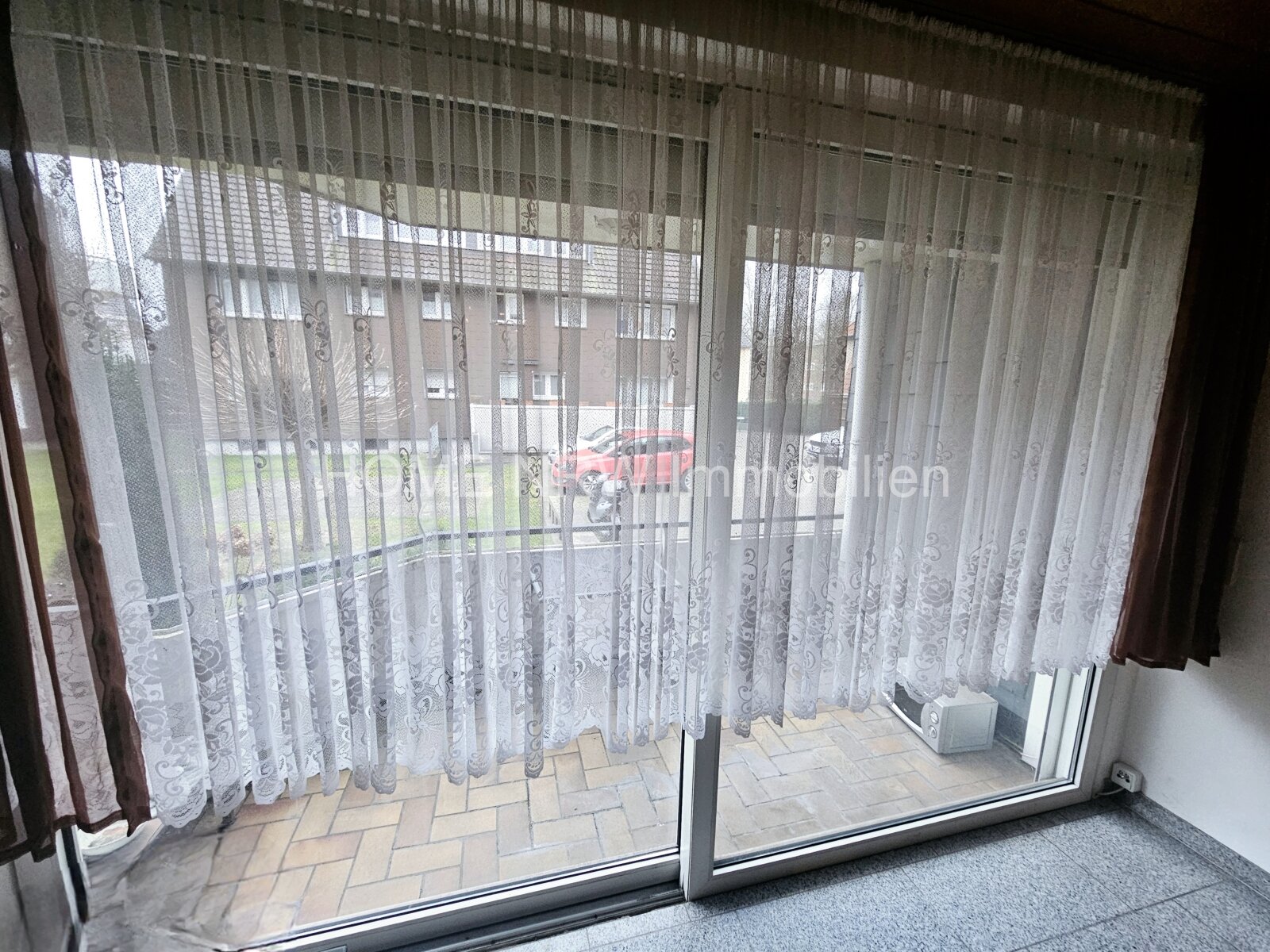 Moderne 2-Zimmer-Erdgeschosswohnung mit Süd-Balkon, Fußbodenheizung & optionaler Garage – ideal für Anleger und Eigennutzer