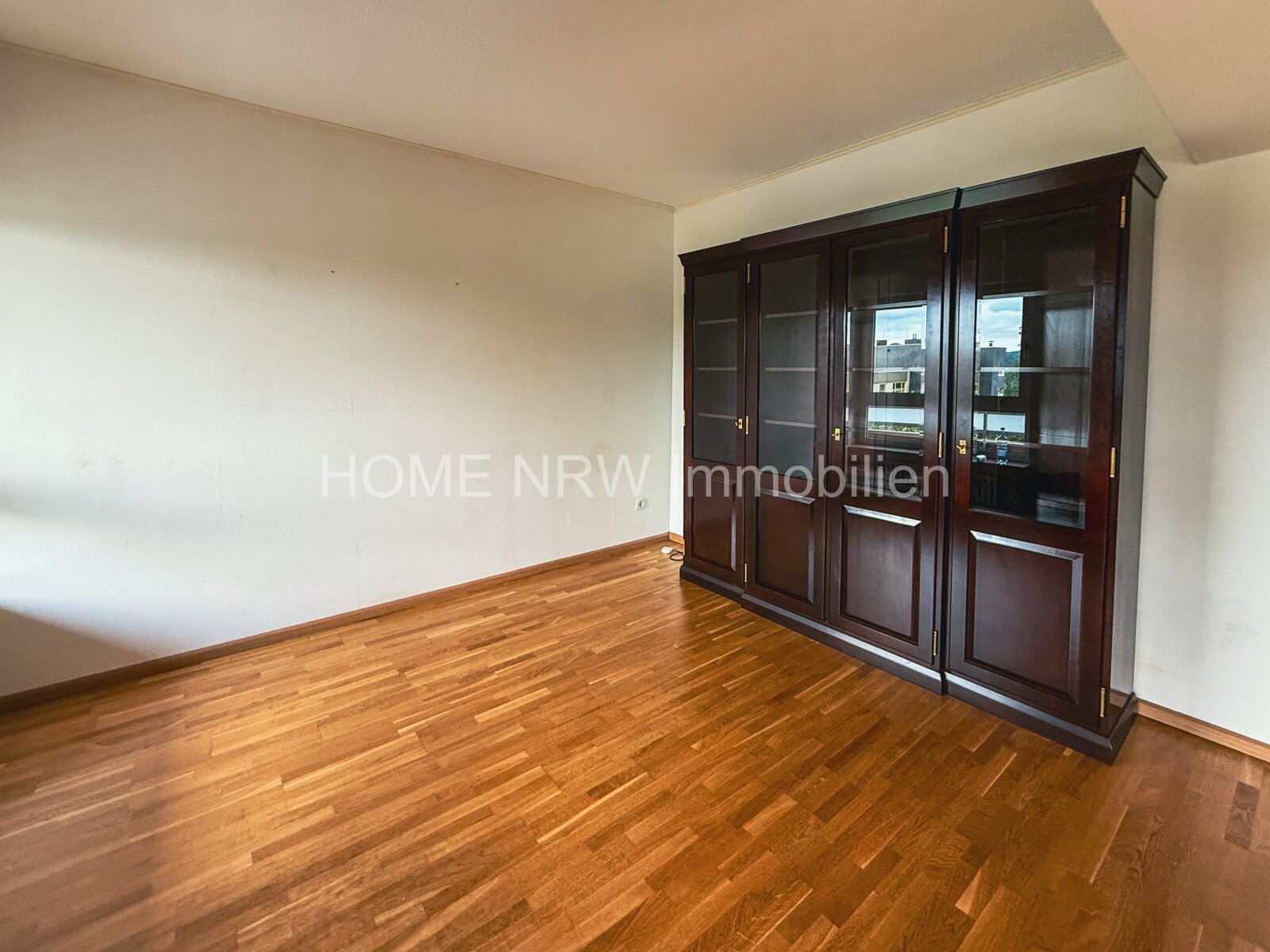 Großzügige 3-Zimmer-Eigentumswohnung in bester Lage von Essen-Kettwig – Wohnen mit Stil und Komfort