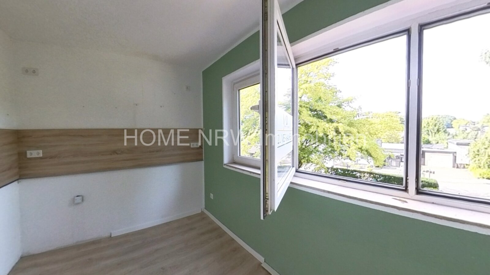 Familienfreundliche Eigentumswohnung mit Loggia in Essen Kettwig