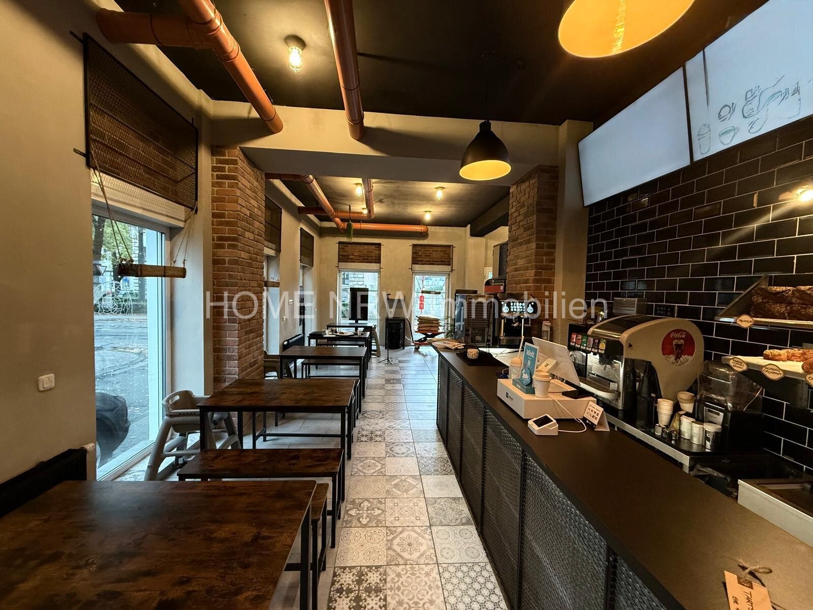 Vielseitige & kernsanierte Gastronomie in Toplage – Sternstraße 1A, Krefeld