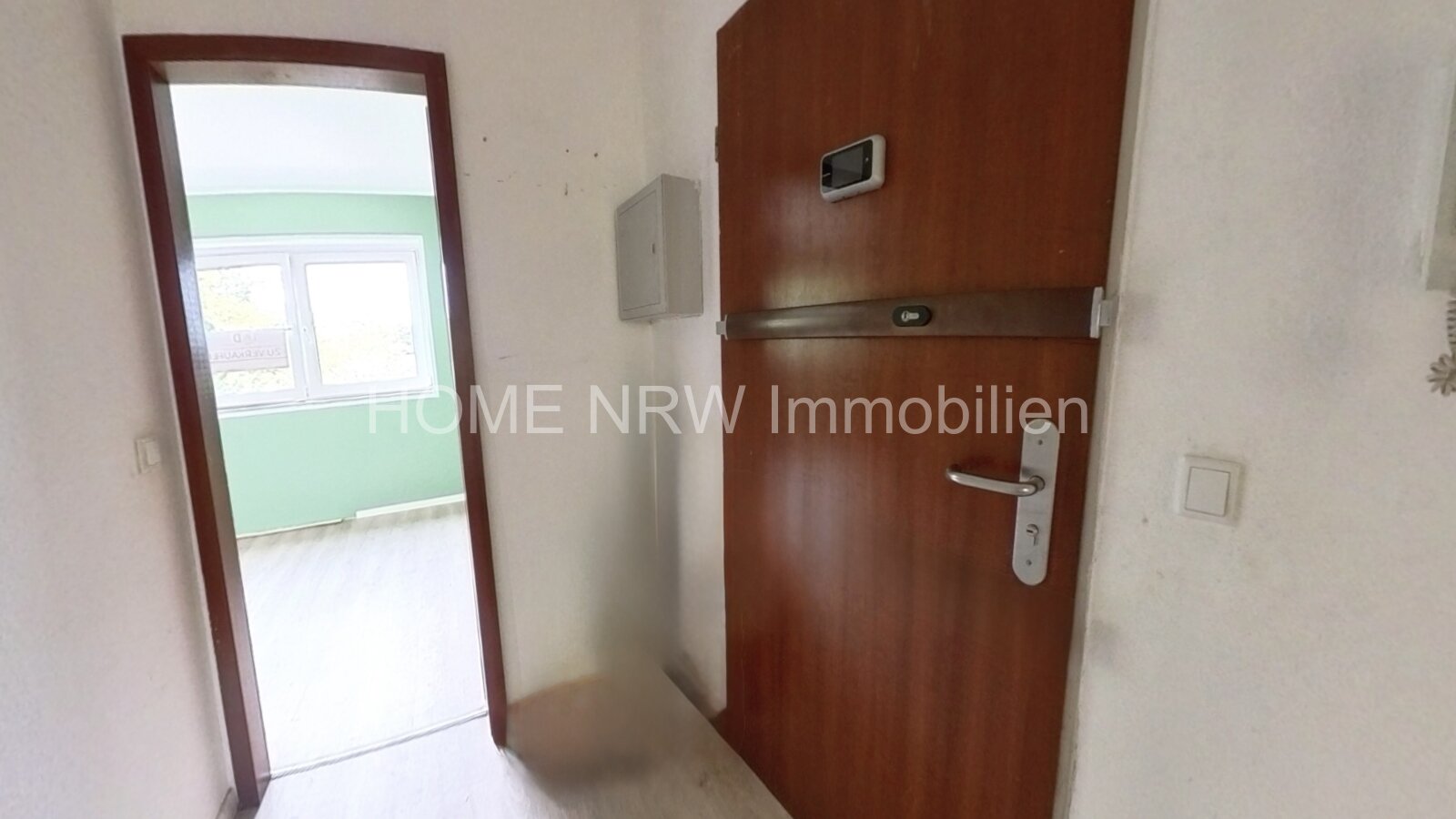 Kapitalanlage in Toplage: Modernisierte 4-Zimmer-Eigentumswohnung mit Loggia in Essen-Kettwig