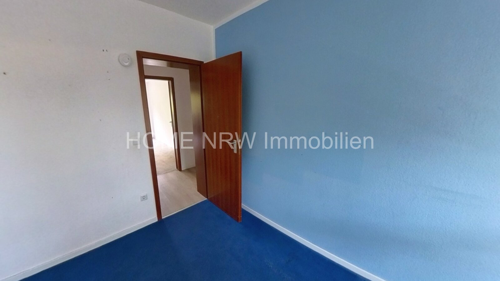 Kapitalanlage in Toplage: Modernisierte 4-Zimmer-Eigentumswohnung mit Loggia in Essen-Kettwig