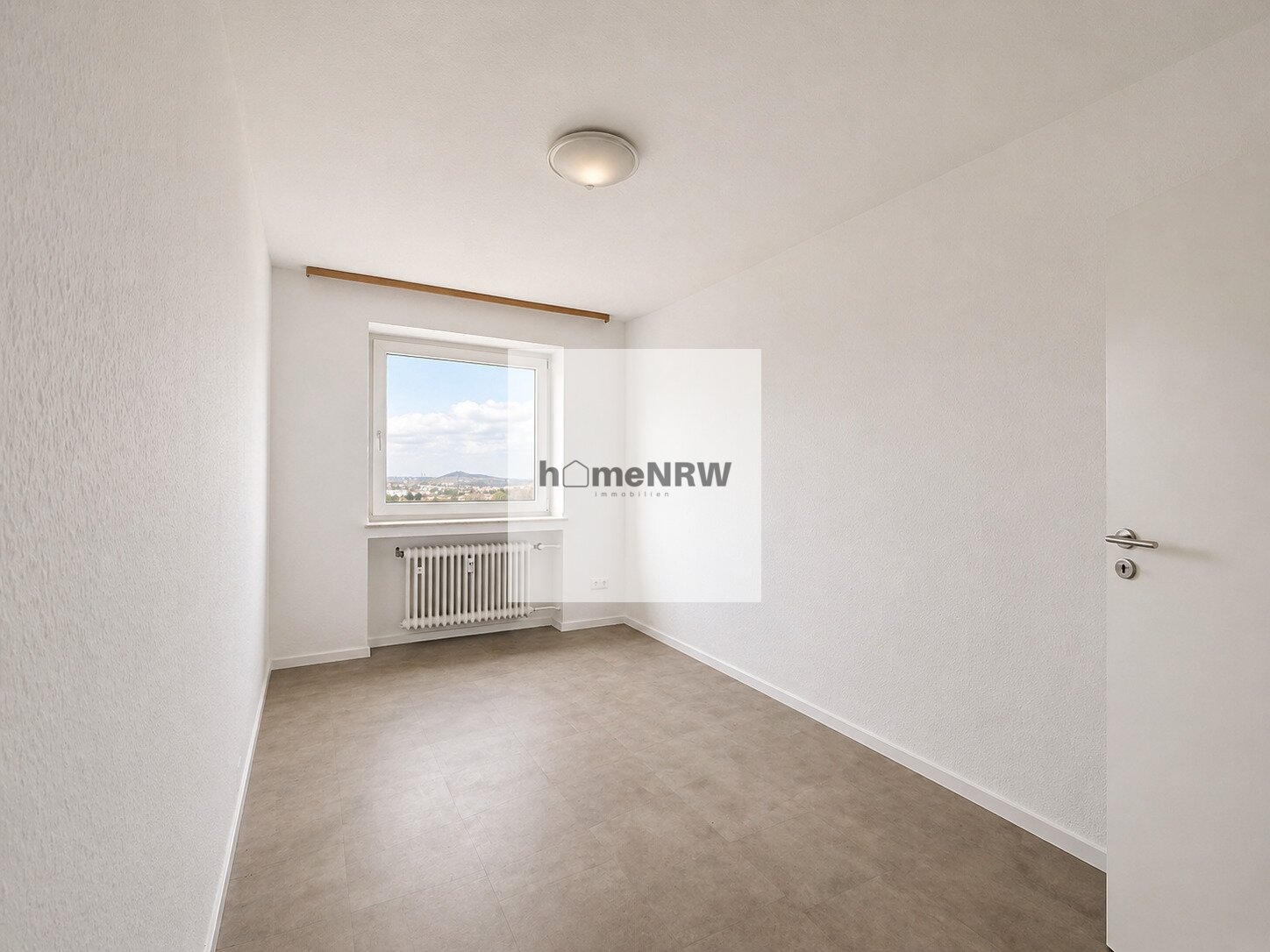 Modernisierte 3,5-Zimmer-Wohnung mit Fernblick- Zentral in Wülfrath