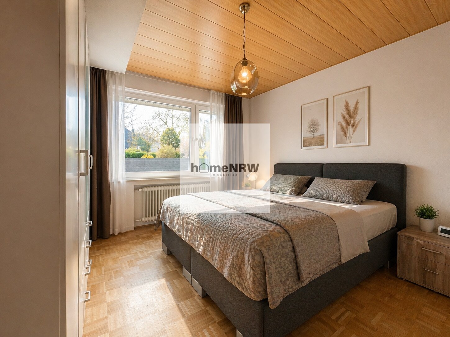 Erdgeschosswohnung mit Wintergarten und eigener Garage in zentraler Lage von Kaarst-Mitte